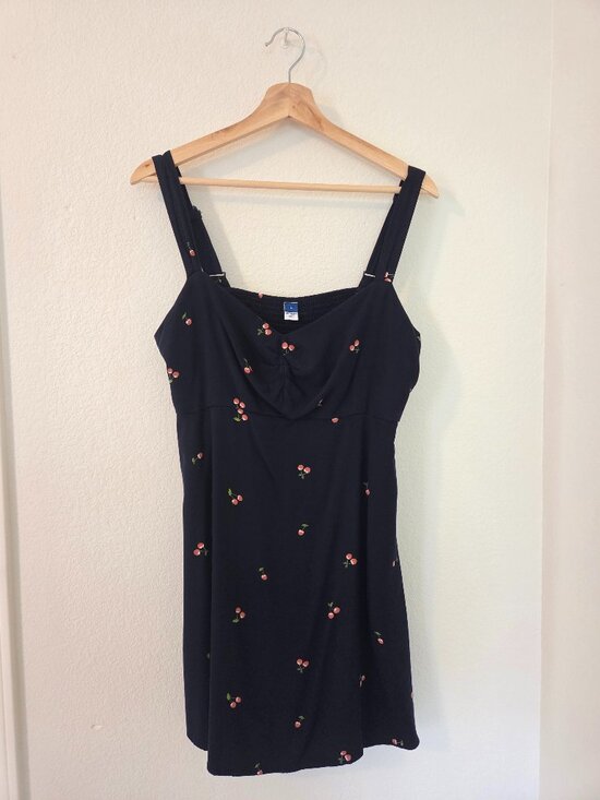 Old Navy Dresses & Skirts - Old Navy Cherry Print Dress